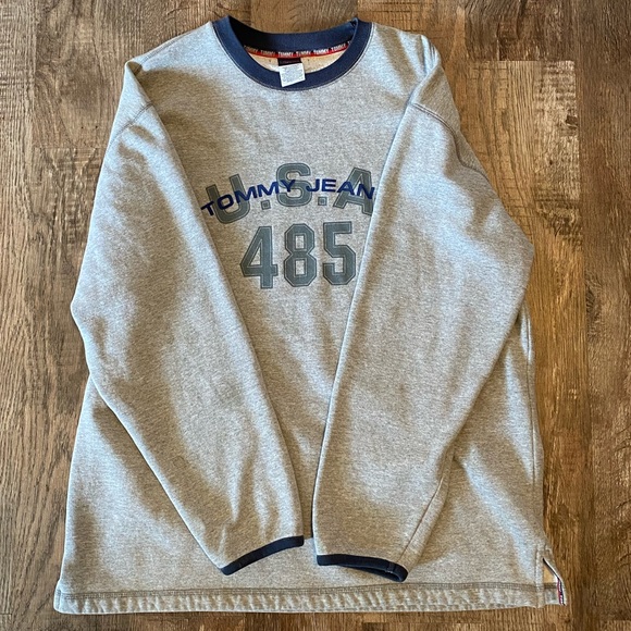 Tommy Hilfiger sweatshirt - Picture 1 of 4